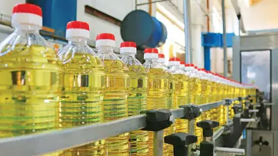 طرح زيت بسعر 27 جنيهاً وسكر بـ12.60 جنيهاً في 40 ألف منفذ تمويني