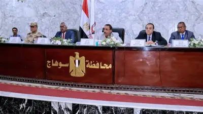 محافظ سوهاج يمنع الإجازات للقيادات التنفيذية حتى انتهاء الموجة 29 لإزالة التعديات
