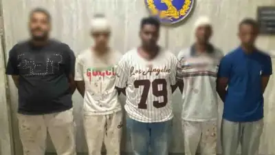 إصابة 3 أشخاص في مشاجرة بالأسلحة البيضاء بالطالبية