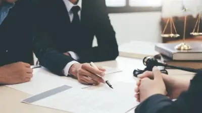 مقتل شاب بـ3 طعنات في مقابر بالغربية بسبب خلاف مالي