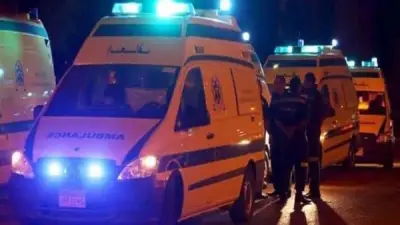 إصابة 3 أشخاص في تصادم سيارة زفة وتوك توك بمنفلوط