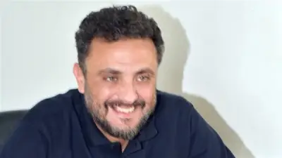 إسلام عبادة قوميسيراً لصالون الشباب في دورته الـ36