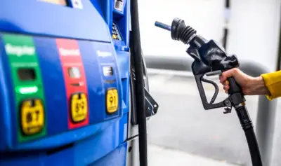 ارتفاع أسعار البنزين في أمريكا إلى 4.39 دولار للجالون بزيادة 34 سنتاً
