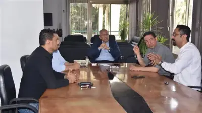 رئيس قطاع الفنون التشكيلية يبحث استعدادات الدورة 46 من المعرض العام