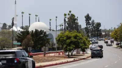 مقتل 5 أشخاص بينهم منفذا هجوم مسجد سان دييجو وترامب يصفه بالمروع