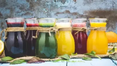 بعد الكوارع والفتة.. 7 مشروبات تساعد على الهضم في العيد
