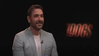 أحمد عز فخور بفيلم 7 Dogs ويشرف بالوقوف أمام مونيكا بيلوتشي