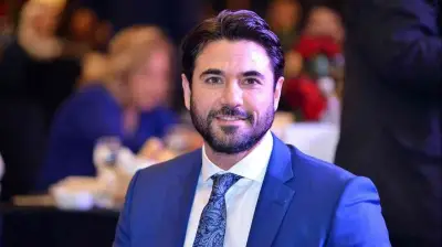 أحمد عز يكشف عن طاقم عالمي لفيلم 7 Dogs وتجربة تمثيل بالإنكليزية