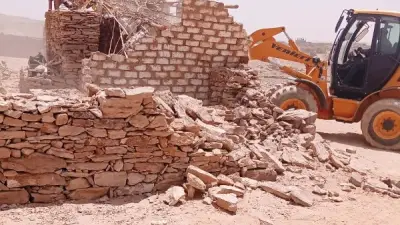 محافظ أسوان يتابع إزالة 889 حالة تعدٍ ضمن الموجة الـ 29