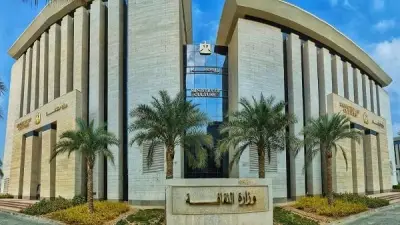 وزارة الثقافة تطلق برنامجاً توعوياً بالمحافظات احتفالاً بعيد العمال