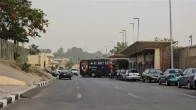 الأهلي يصل استاد القاهرة لمواجهة الزمالك في قمة الدوري