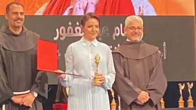 ريهام عبدالغفور تهدي تكريمها في الكاثوليكي للسينما لروح والدها الراحل