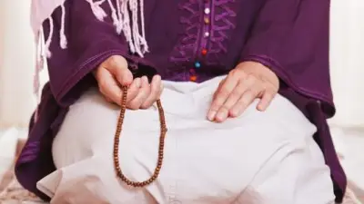كم مرة يجب الصلاة على النبي يوميا؟ علي جمعة يوضح