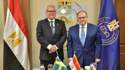 سفير السويد: ندعم مكانة مصر كمركز إقليمي رائد في الصناعات الدوائية