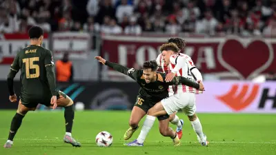 مدافع المغرب سفيان الكرواني يراوغ بشأن عرض القادسية السعودي