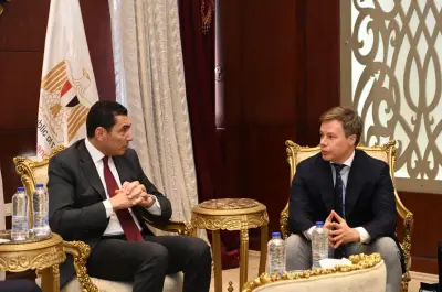 وزير الرياضة يلتقي نائب رئيس اللجنة الأولمبية الروسية لتعزيز التعاون المشترك