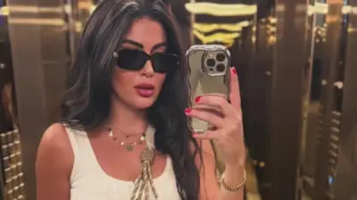 ميرنا نور الدين تتألق بإطلالة صيفية في أحدث ظهور على إنستجرام