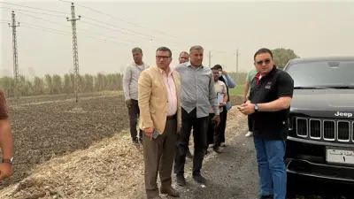 محافظ قنا يتفقد مشروعات حياة كريمة بدشنا ويوجه بسرعة الإنجاز