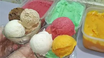 طريقة عمل آيس كريم صحي ومناسب للدايت بنكهات مختلفة