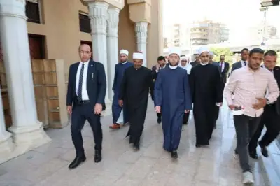 وزير الأوقاف يوجه بتطوير الملحق الخاص بمسجد الصحابي في القاهرة