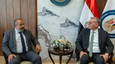 وزير البترول يتابع تنفيذ مجمع الأسمدة الفوسفاتية بالسخنة