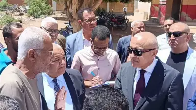محافظ الأقصر يتفقد المشروعات الخدمية والتنموية بمركز القرنة