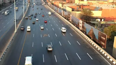 النشرة المرورية الرقمية: تعرف على معدلات سير المركبات خلال الذروة المسائية