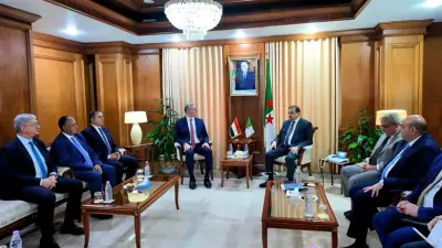 وزير البترول يبحث مع نظيره الجزائري تعزيز الشراكة الاستراتيجية في الطاقة