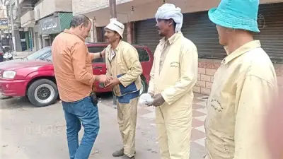 عمال النظافة والتراحيل أبطال الفجر في الشرقية ولفتة تقدير من المحافظ