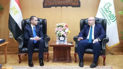 نائب وزير الصحة يبحث تخفيف الأعباء عن المرضى وتطوير مستشفيات الفيوم
