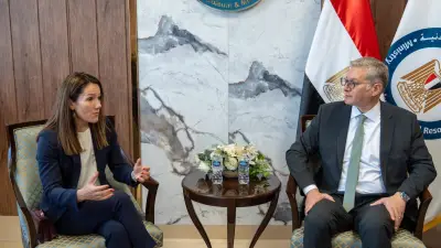 وزير البترول يبحث مع بي بي البريطانية تسريع وتيرة إنتاج الغاز الطبيعي