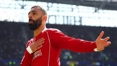 المنتخب ينسق مع ليفربول لضم صلاح لمعسكر ودية روسيا