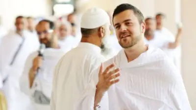 حكم الإحرام قبل الميقات للحج والعمرة.. آراء الفقهاء