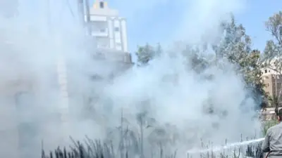 إخماد حريق مخلفات بجوار موقف سيارات في منوف دون خسائر بشرية