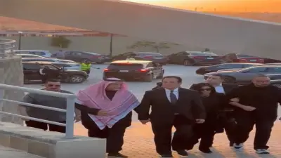 هيفاء وهبي وياسر جلال وهاني مهنا أول حضور عزاء هاني شاكر