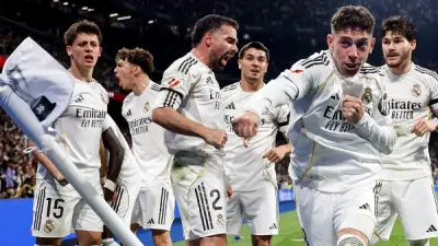 أزمة داخل ريال مدريد قبل الكلاسيكو.. مشادات بين تشواميني وفالفيردي وتحقيق تأديبي