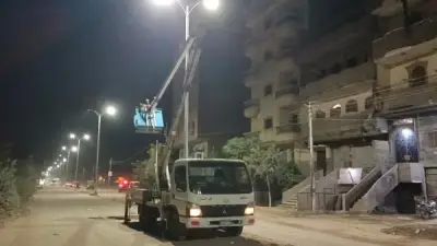 محافظ كفر الشيخ يتابع تشغيل إنارة طريق عمر أبو العز بدسوق