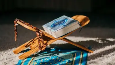 حكم هبة ثواب التسبيح للمتوفى: علي جمعة ومحمود شلبي يوضحان