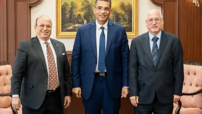محافظ البحر الأحمر يتابع استعدادات الدورة الرابعة لمهرجان الغردقة لسينما الشباب