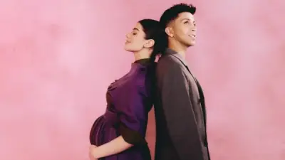 هشام جمال وليلى زاهر يعلنان حمل الأول وسط تفاعل واسع