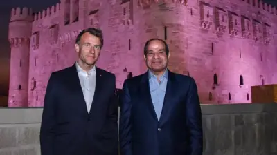 السيسي يرحب بماكرون في الإسكندرية: ضيف عزيز على عروس المتوسط