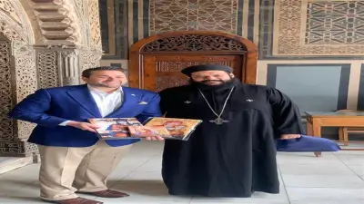 مبعوث ترامب لشؤون السياحة يزور مجمع الأديان بمصر القديمة