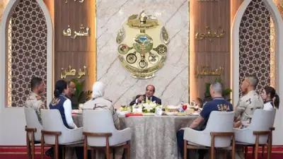 الرئيس السيسي يتفقد القيادة الاستراتيجية والأكاديمية العسكرية