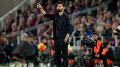 ألفارو أربيلوا يعترف بالإحباط بعد خسارة الكلاسيكو وتتويج برشلونة