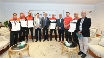 محافظ أسيوط يكرم أبطال المصارعة الفائزين في البطولة الأفريقية