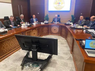نائب رئيس الوزراء يناقش تعديلات قانون شركات قطاع الأعمال