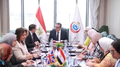 وزير الصحة يعلن إرسال بعثات تدريبية للأطباء المصريين إلى بريطانيا