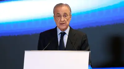 اجتماع عاجل في ريال مدريد بعد خسارة الكلاسيكو والبحث عن مدرب جديد