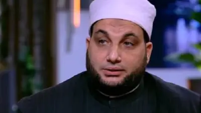 برلماني يطالب بتوجيه التمويل الخيري من المساجد لبناء المدارس