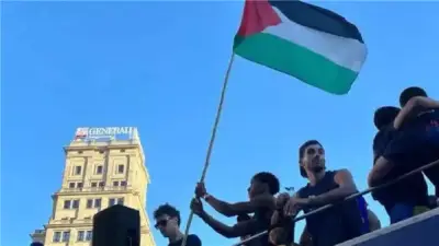 هجوم إسرائيلي على يامال بسبب رفع علم فلسطين في احتفالات برشلونة